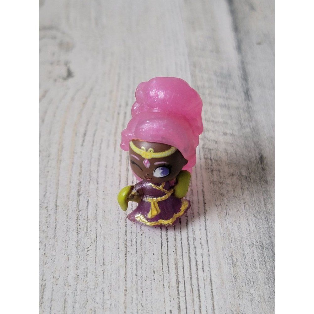 Miniature pink Disney junior shimmer shine toy figure